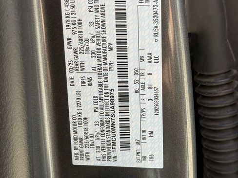 Used 2025 Ford Escape ST-Line image 30