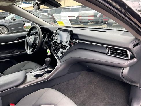 Used 2023 Toyota Camry LE AWD/4WD image 14