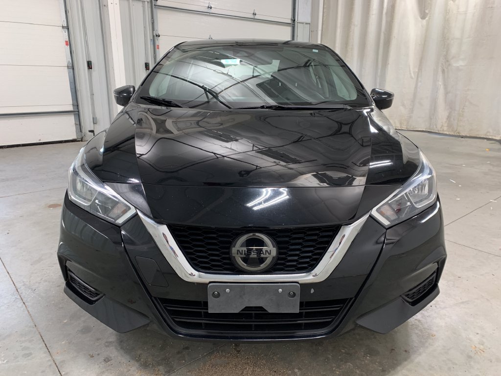 Used 2020 Nissan Versa SV FWD image 14