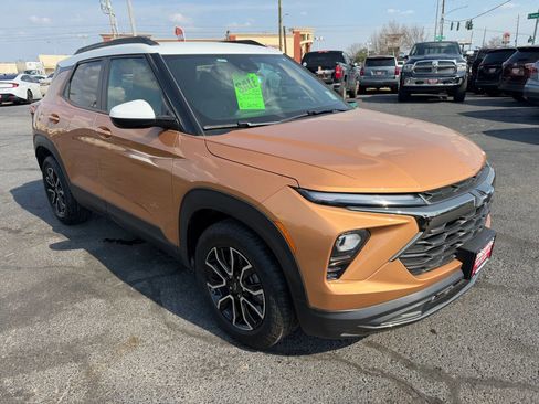 Used 2024 Chevrolet TrailBlazer ACTIV w/ Driver Confidence Package image 18
