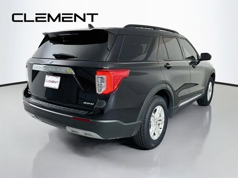 Certified 2022 Ford Explorer XLT w/ Equipment Group 202A AWD/4WD image 7