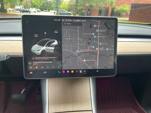 Used 2020 Tesla Model Y Performance AWD/4WD image 18
