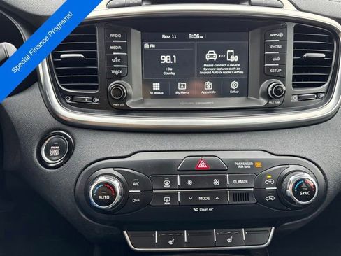 Used 2018 Kia Sorento EX image 20