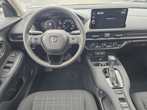 New 2026 Honda HR-V LX image 10