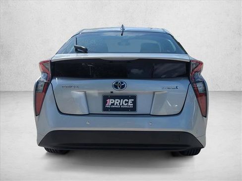 Certified 2018 Toyota Prius Three FWD image 6
