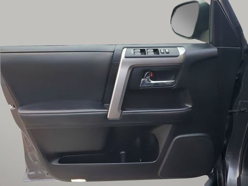 Used 2021 Toyota 4Runner SR5 Premium image 26