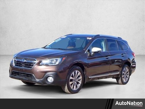 Used 2019 Subaru Outback 3.6R Touring image 1