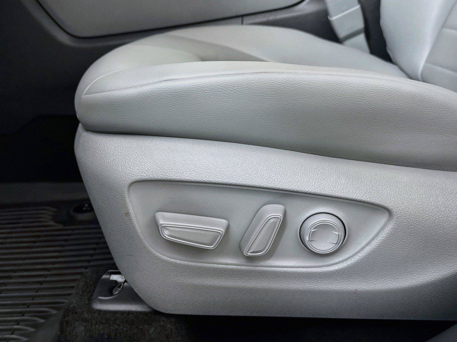 Certified 2026 Toyota Highlander XLE AWD/4WD image 29