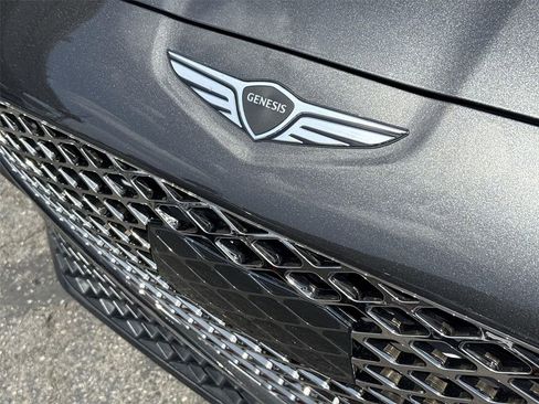 Used 2025 Genesis G70 2.5T AWD/4WD image 29
