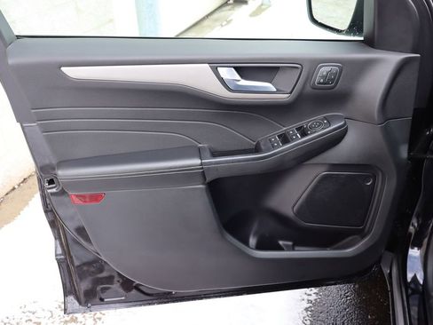 Used 2022 Ford Escape SEL w/ Technology Package image 21