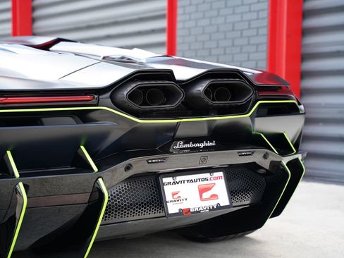 Used 2024 Lamborghini Revuelto AWD/4WD image 27