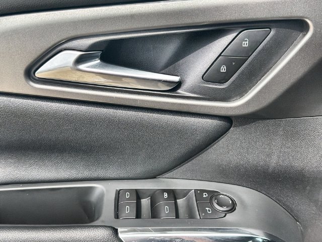 Certified 2026 Chevrolet Traverse LT FWD image 22