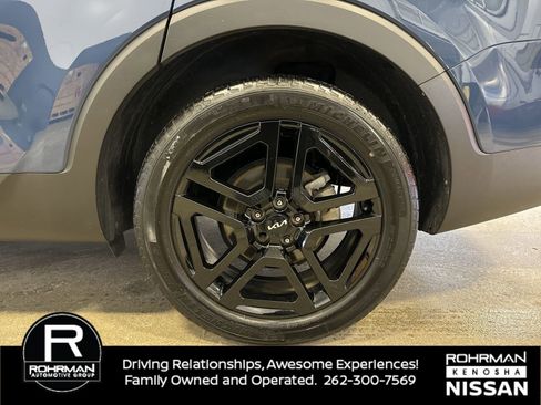 Used 2023 Kia Telluride EX X-Line image 5