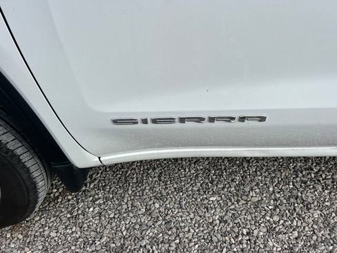 Used 2024 GMC Sierra 1500 SLT image 47