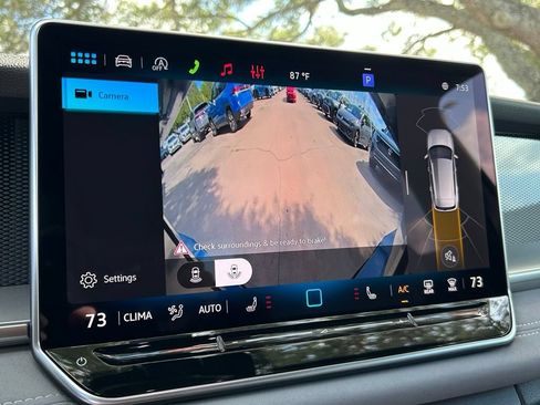New 2026 Volkswagen Tiguan SE R-Line FWD image 30