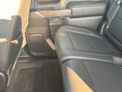 Used 2019 Chevrolet Silverado 1500 LTZ w/ LTZ Plus Package AWD/4WD image 58