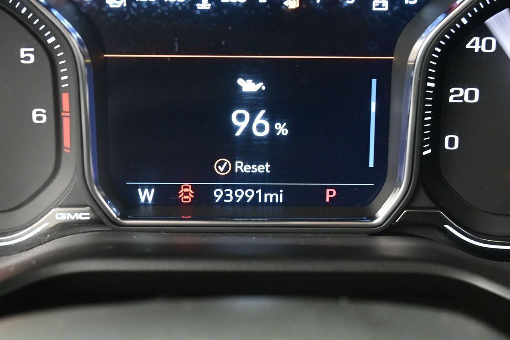Used 2021 GMC Yukon XL Denali AWD/4WD image 43