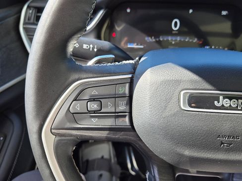 Used 2021 Jeep Grand Cherokee L Limited w/ MOPAR Finishing Package image 34