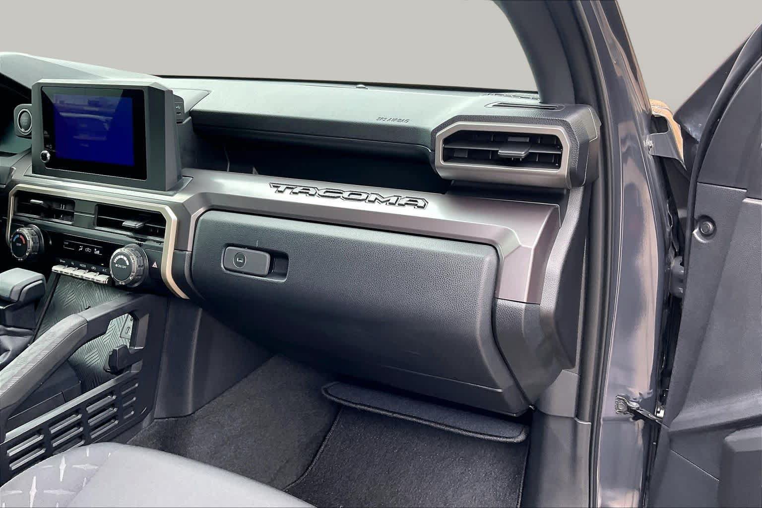 Used 2026 Toyota Tacoma SR5 RWD image 18