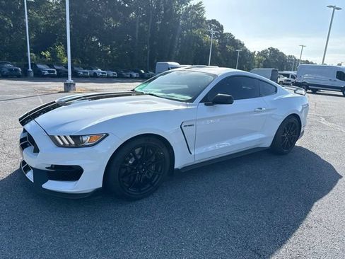 Used 2019 Ford Mustang Shelby GT350 w/ Technology Package RWD image 7