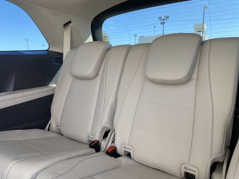 Used 2020 Mercedes-Benz GLS 450 4MATIC image 24