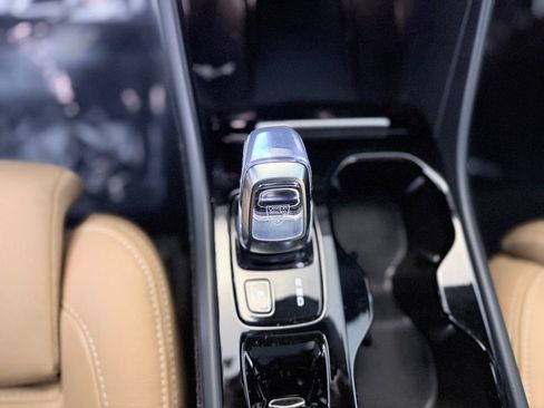 Used 2022 Volvo XC40 T5 Inscription w/ Climate Package AWD/4WD image 14
