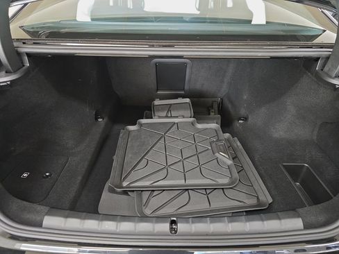 Certified 2024 BMW 740i w/ Premium Package 2 RWD image 27