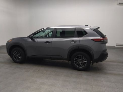Used 2022 Nissan Rogue S FWD image 3
