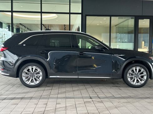 Used 2025 MAZDA CX-90 3.3 Turbo w/ Premium Plus Pkg image 3