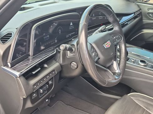 Used 2022 Cadillac Escalade ESV Sport w/ Touring Package AWD/4WD image 10
