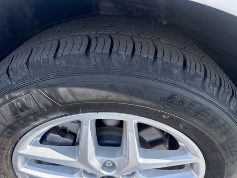 Used 2024 Ford Edge SEL AWD/4WD image 20