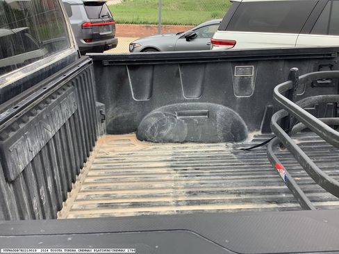 Used 2024 Toyota Tundra Platinum AWD/4WD image 14