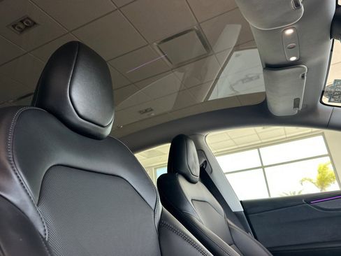 Used 2026 Tesla Model Y Long Range RWD image 21