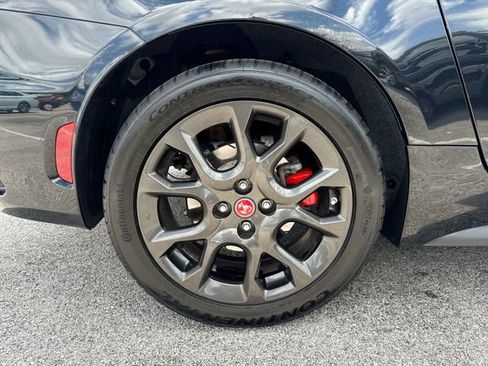 Used 2017 FIAT 124 Spider Abarth RWD image 28