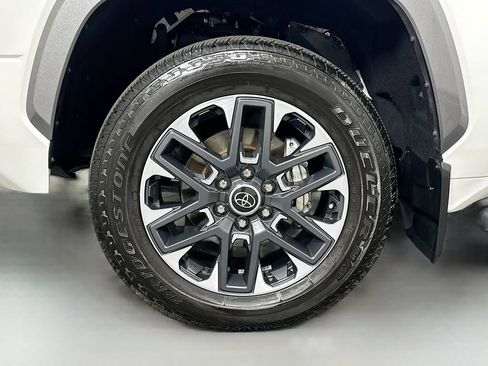 Used 2024 Toyota Tundra Limited w/ Power Package AWD/4WD image 32