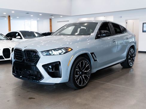Used 2025 BMW X6 M Competition w/ Executive Package image 29