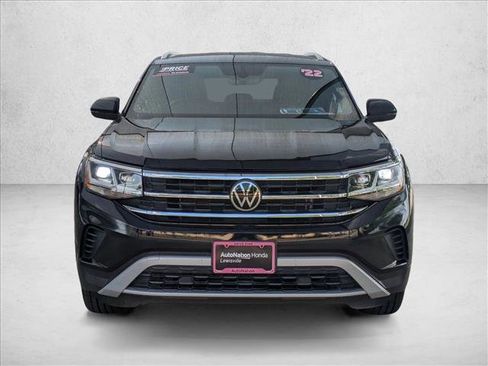 Used 2022 Volkswagen Atlas Cross Sport SE FWD image 2