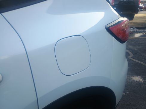 Used 2021 Ford Escape SEL w/ Technology Package image 6