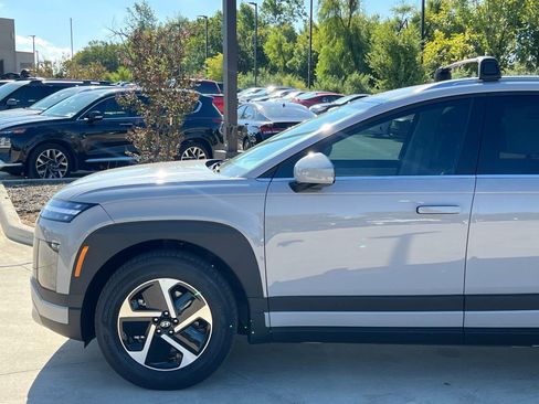 New 2026 Hyundai Ioniq 9 SE image 7