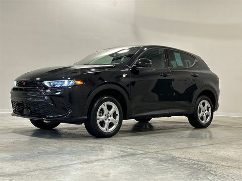 Used 2024 Dodge Hornet GT w/ Tech Pack w/o Parking image 2