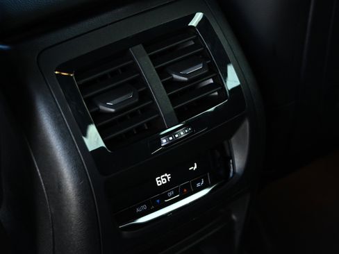 Certified 2023 BMW X3 xDrive30i w/ M Sport Package image 26