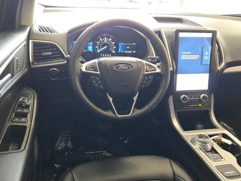 Used 2024 Ford Edge SEL w/ Convenience Package AWD/4WD image 19