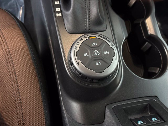 Used 2023 Ford Bronco Outer Banks AWD/4WD image 35