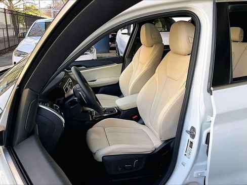 Used 2024 BMW X3 sDrive30i w/ Convenience Package image 7
