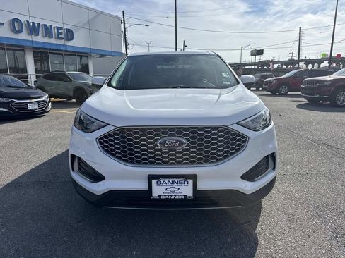 Used 2024 Ford Edge SEL image 2
