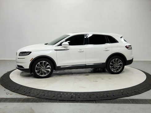 Used 2023 Lincoln Nautilus Reserve w/ Cargo Utility Package FWD image 5