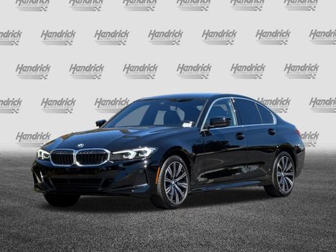 Used 2026 BMW 330i Sedan w/ Convenience Package RWD image 9
