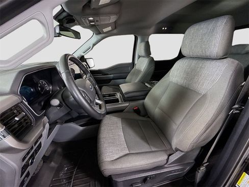 Used 2022 Ford F150 XLT w/ Equipment Group 302A High image 16