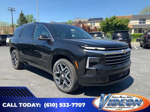 New 2026 Chevrolet Traverse High Country AWD/4WD image 1