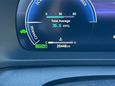 Used 2023 Toyota Crown Limited image 27